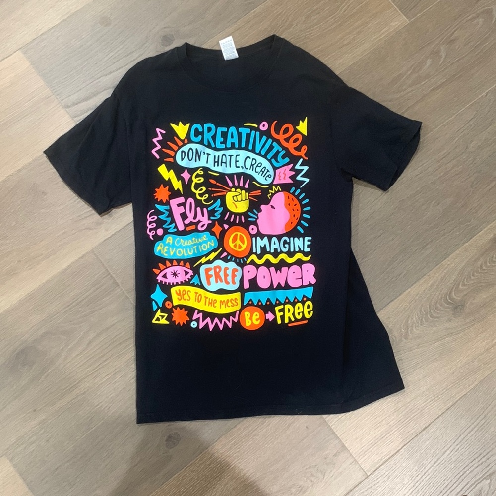 Black t-shirt